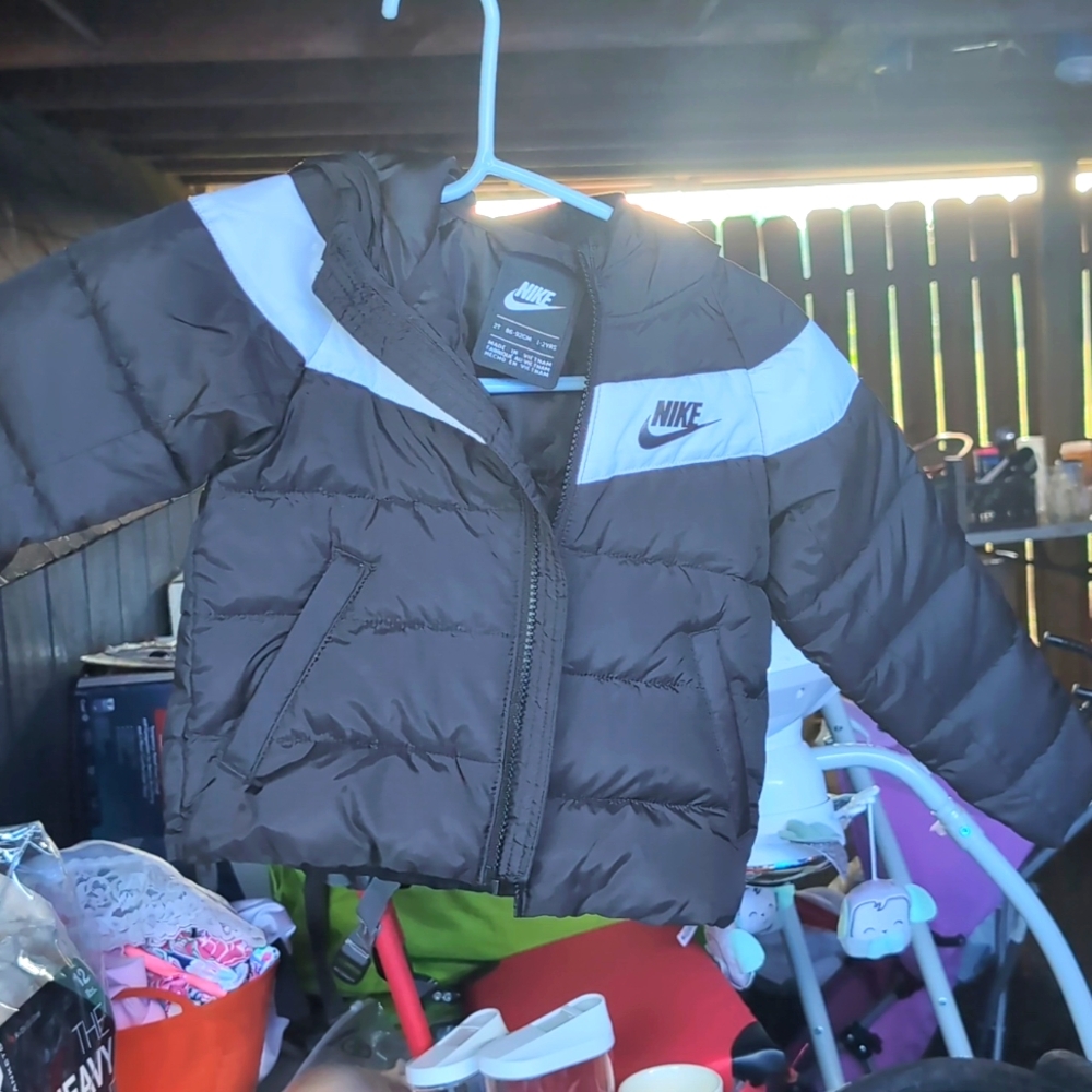 Nike coat size 2T